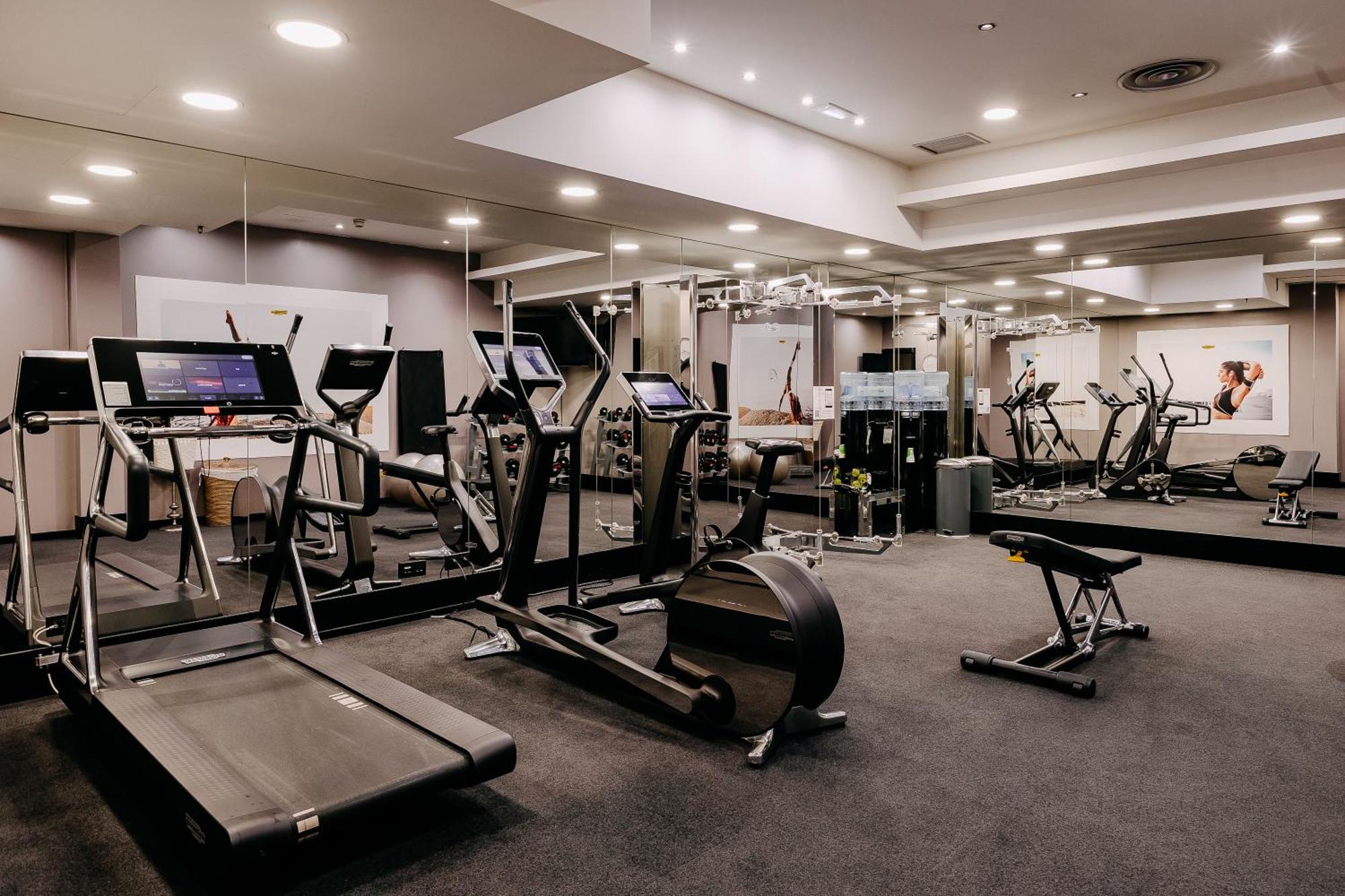 ליסבון 138 Liberdade Hotel מראה חיצוני תמונה The gym at the hotel